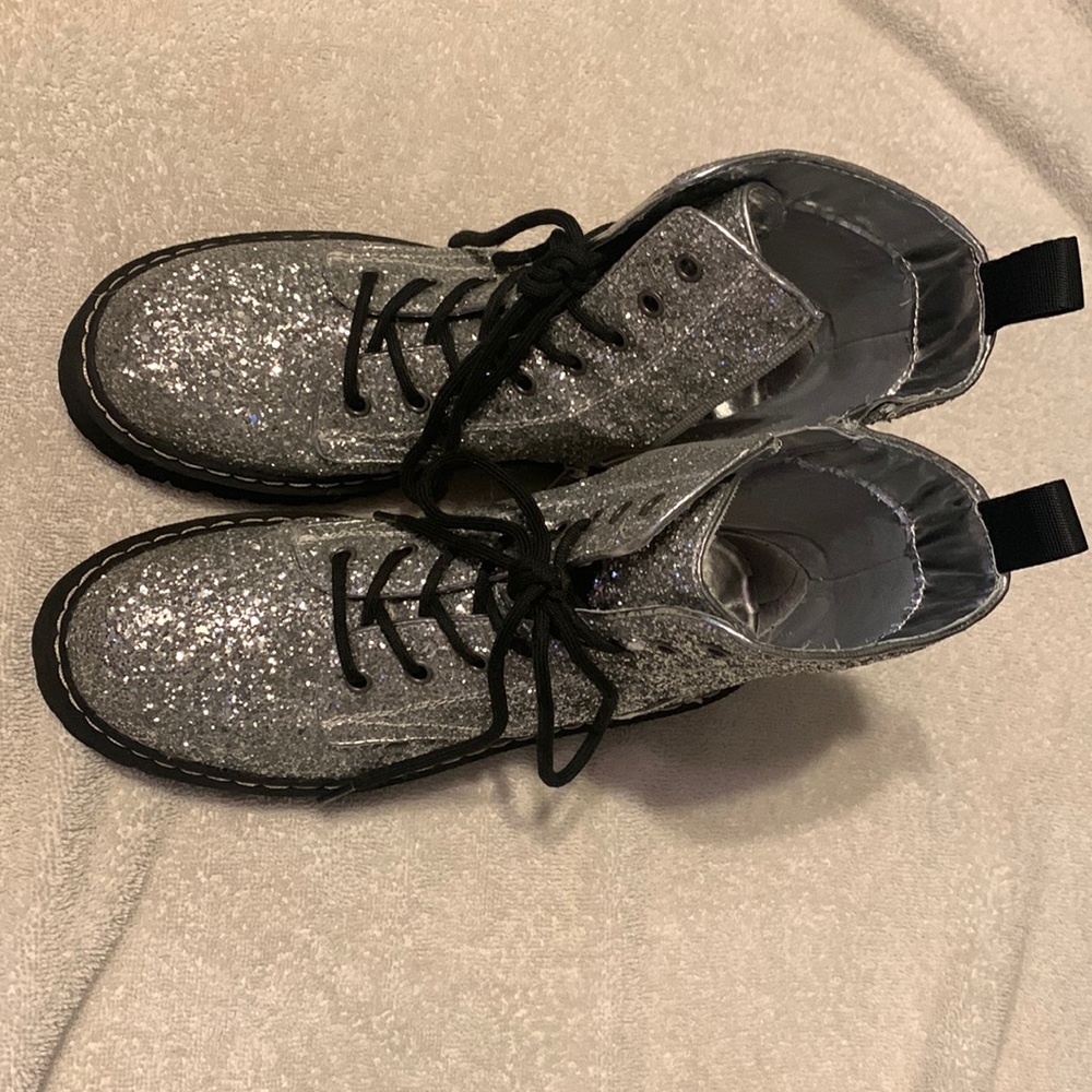 Silver glitter boots, worn once, size 8